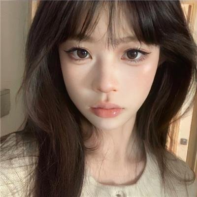 低头不见抬头见